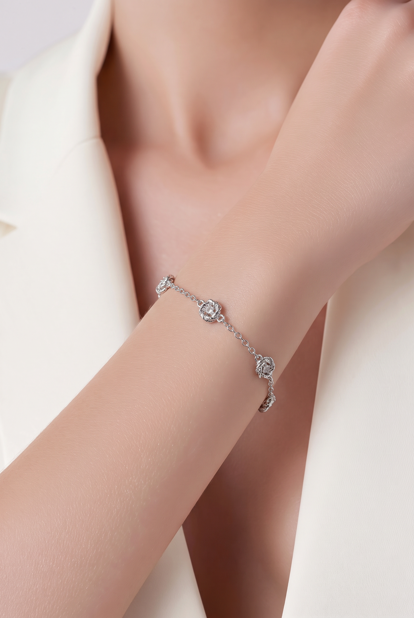 Small round floral cz bracelet Sterling Silver 925